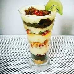 A picture of Custard Delight.