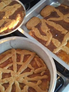 Una foto de Pastafrola fácil (Dulce Batata y dulce de leche)