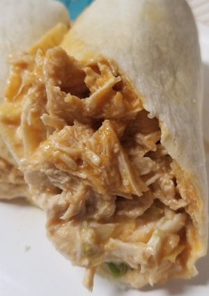 A picture of Slow Cooker Buffalo Chicken Wraps.