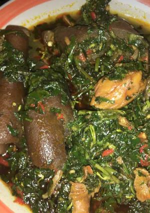 A picture of Fresh vegetable soup.