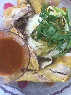 Hình của món Cơm gà Hải Nam.