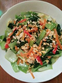 Foto resep Tumis pokcoy wortel