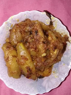 आलू परवल की सूखी सब्जी (aloo parwal ki sukhi sabzi recipe in Hindi) रेसिपी मुख्य फोटो