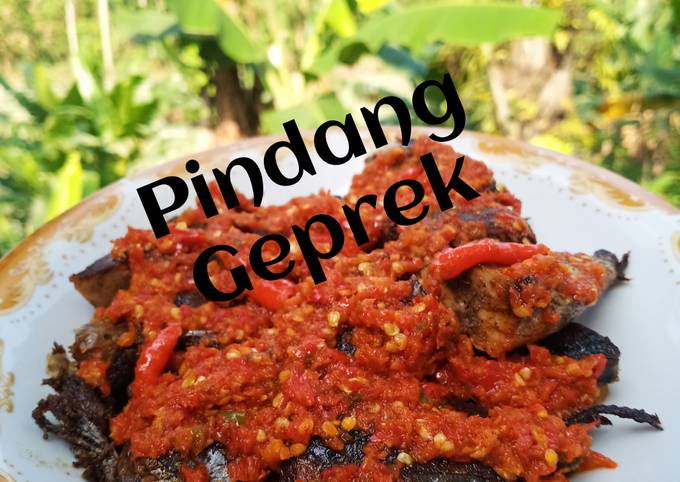 Pindang Ikan Geprek