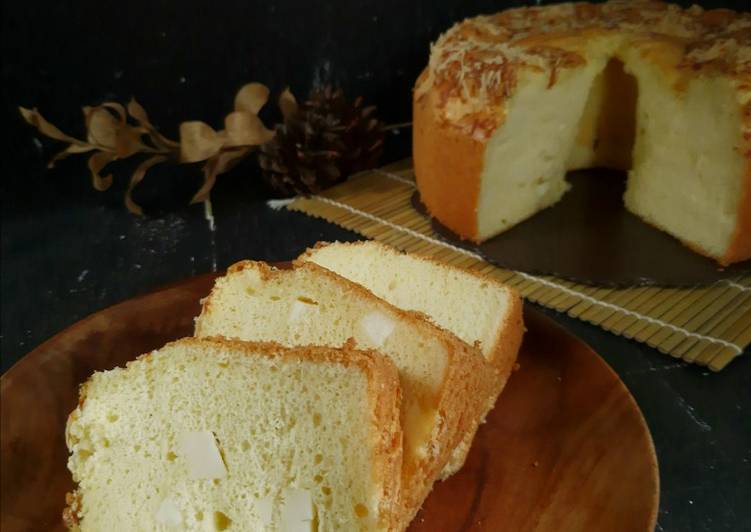 Cheese chiffon cake