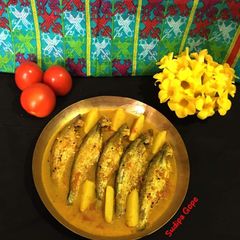 A picture of Bengali Maach Bhaat / Bengali simple fish curry.