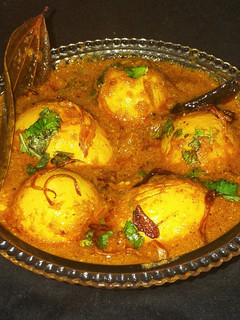 मसाला अंडा करी (Masala anda curry recipe in hindi) रेसिपी मुख्य फोटो
