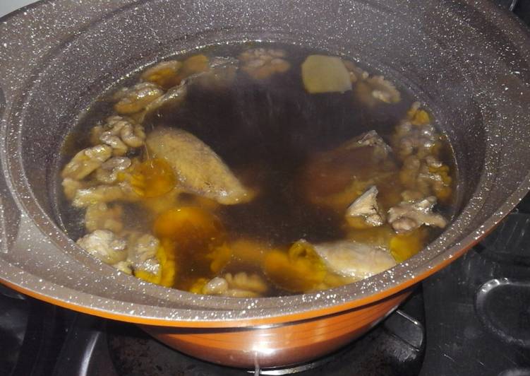 Bagaimana mengolah Sup ayam kacang kacangan Lezat
