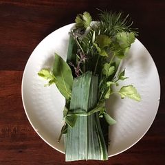 A picture of California Farm Bouquet Garni Herbs.