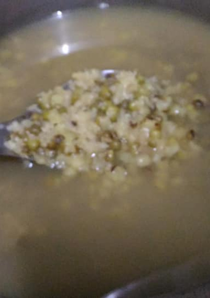 免浸泡  簡易快速  甜而不膩的電鍋版綠豆湯 的食譜成品照片