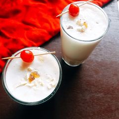 A picture of Rabdi lassi.