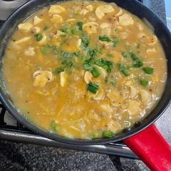 A picture of Chicken & Mushroom Curry.
