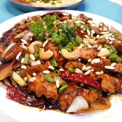 A picture of Kung Po Chicken Fillet with Cashew Nuts.
