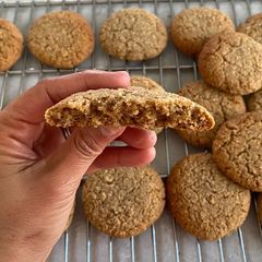 A picture of Healthy Ginger Cookies.