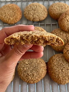 A picture of Healthy Ginger Cookies.