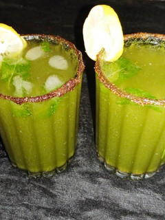 मिन्टी नींबू पानी (Minty nimbu pani recipe in hindi) रेसिपी मुख्य फोटो