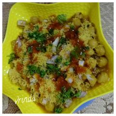 A picture of Chatpate Chole Chat.