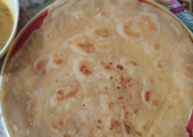 Roghni Paratha
/ روغنی پراٹھے