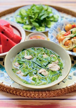 Hình của món Canh Rau Ngót Nấu Mọc.