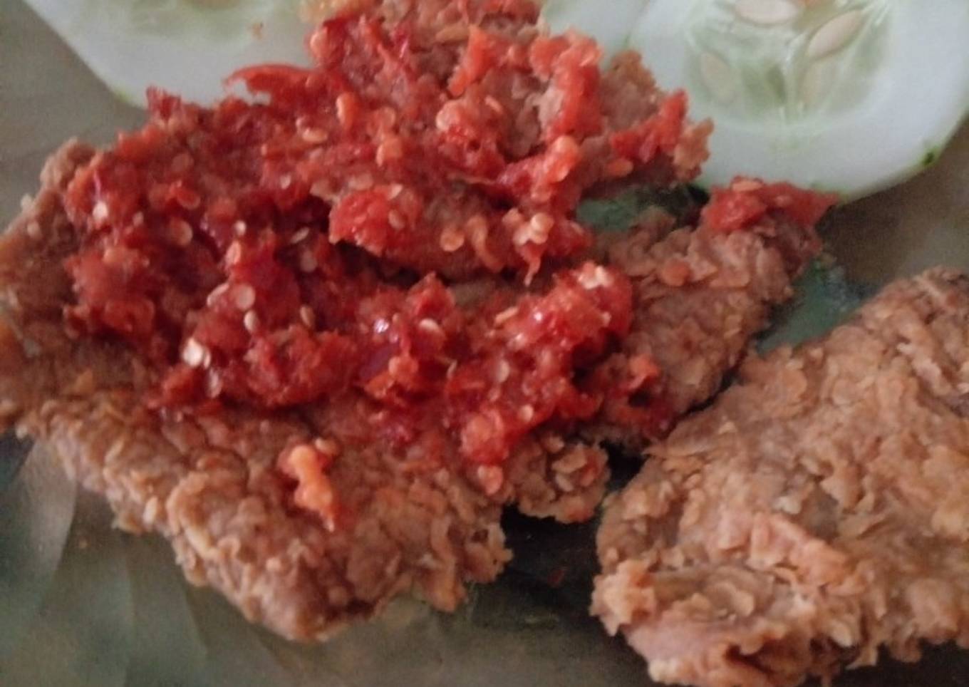 Telur dadar geprek