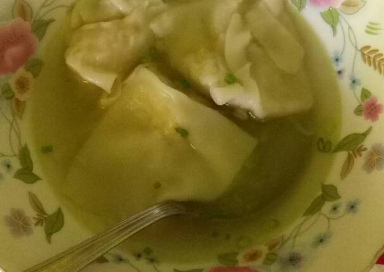 Pangsit kuah sederhana