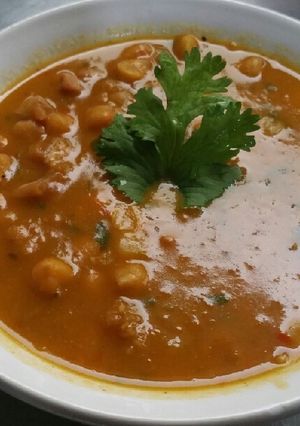 Una foto de Garbanzos Con Callo😋