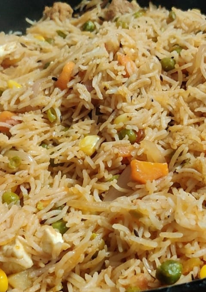 पुलाव (Pulao recipe in hindi) रेसिपी मुख्य फोटो