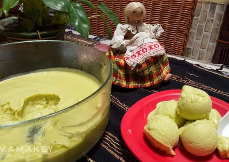 Bagaimana Membuat Es krim alpukat creamy 3 bahan no sp (cukup diblender) yang Sempurna