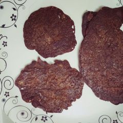 A picture of Besan beetroot chilla.