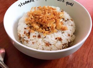 Hình của món Xôi chim cút.