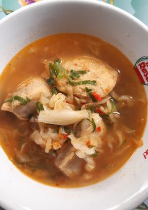 Foto resep Cilok Tahu Kuah Pedas dengan Kubis