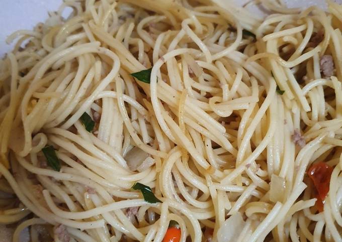 Resep Spaghetti Aglio kali ya? By Vickazizan