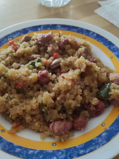 Una foto de Migas con carne