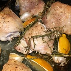 Chicken Roasted With Lemon & Rosemary 🍋🌿 A picture of Chicken Roasted With Lemon & Rosemary 🍋🌿.