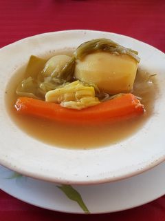 Une photo de Poule au pot façon Marie Thé