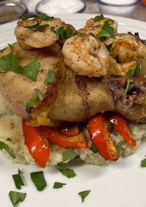 A picture of Baked Garlic-Lime Chicken Drums and Shrimp.