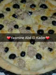 صورة لوصفة بيتزا بالصلصة البيضاء
