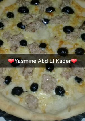 صورة لوصفة بيتزا بالصلصة البيضاء