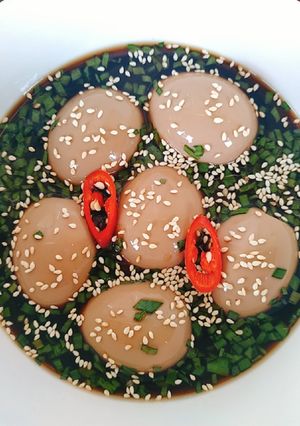 Hình của món Trứng gà ngâm tương.