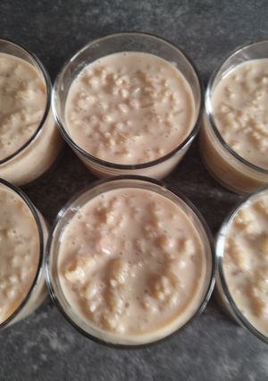 Una foto de Arroz con leche y Turrón Jijona o de almendra a tu gusto