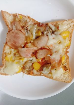 Hình của món Piza Việt.