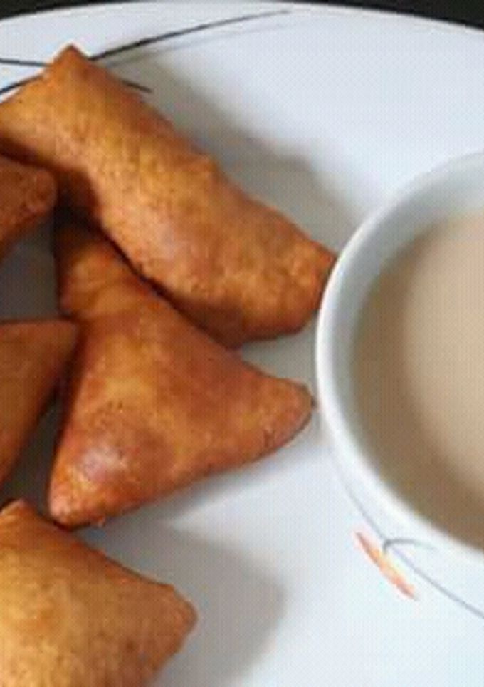 A picture of Mandazi.