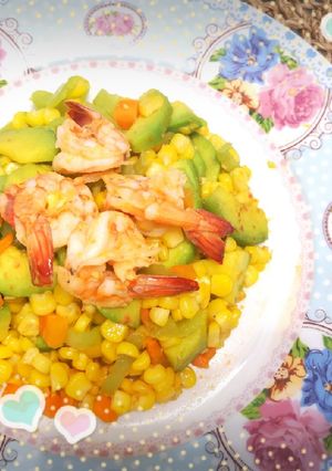 รูปของ ผัดอโวคาโด้ข้าวโพดกุ้ง (คลีน)