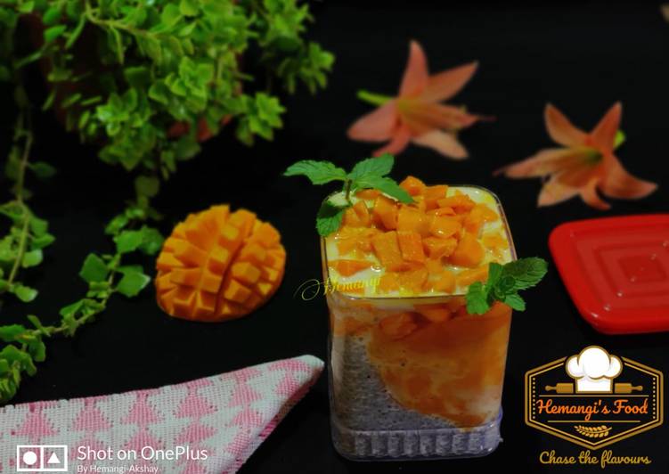 Recipe of Favorite Alphanso Mango Chia Pudding