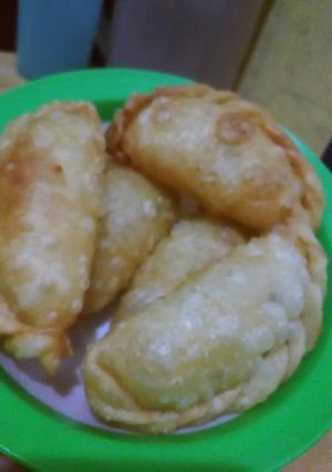 Foto resep Pastel renyah isi bihun wortel