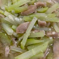 Labu Siam Tumis Bakso রেসিপির প্রধান ছবি