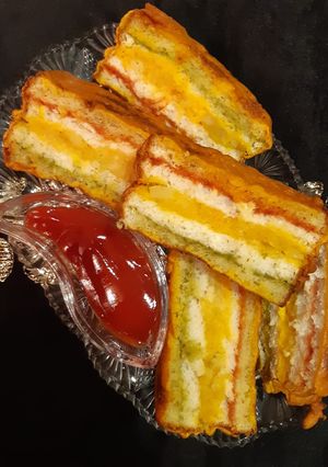 A picture of Tricolour Bread Pakoda.