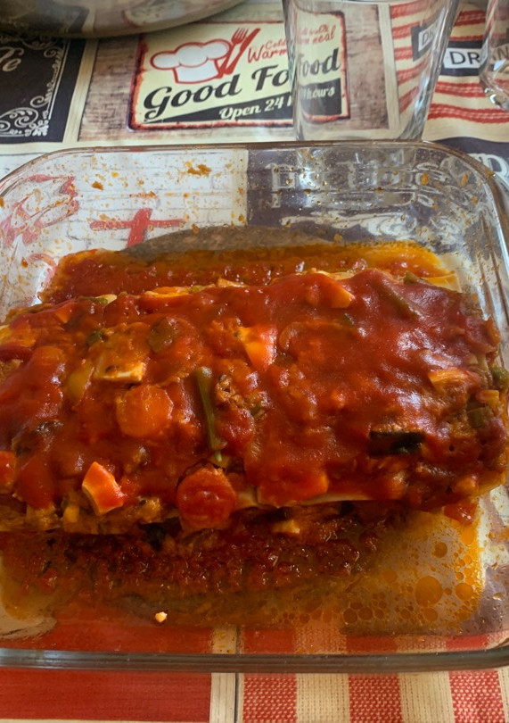 Una foto de Lasaña de verduras con atún y huevo
