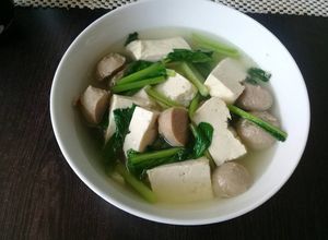 Foto resep Sup caisim, tahu dan bakso