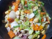 Gambar capcay daging babi